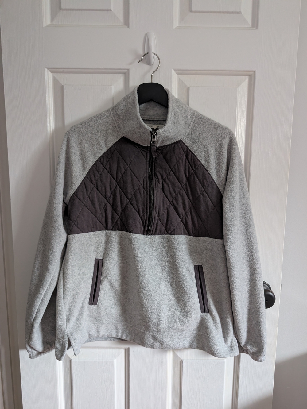 Maurices Women's Light Gray Fleece Quarter Zip Quilted Panel Size Medium